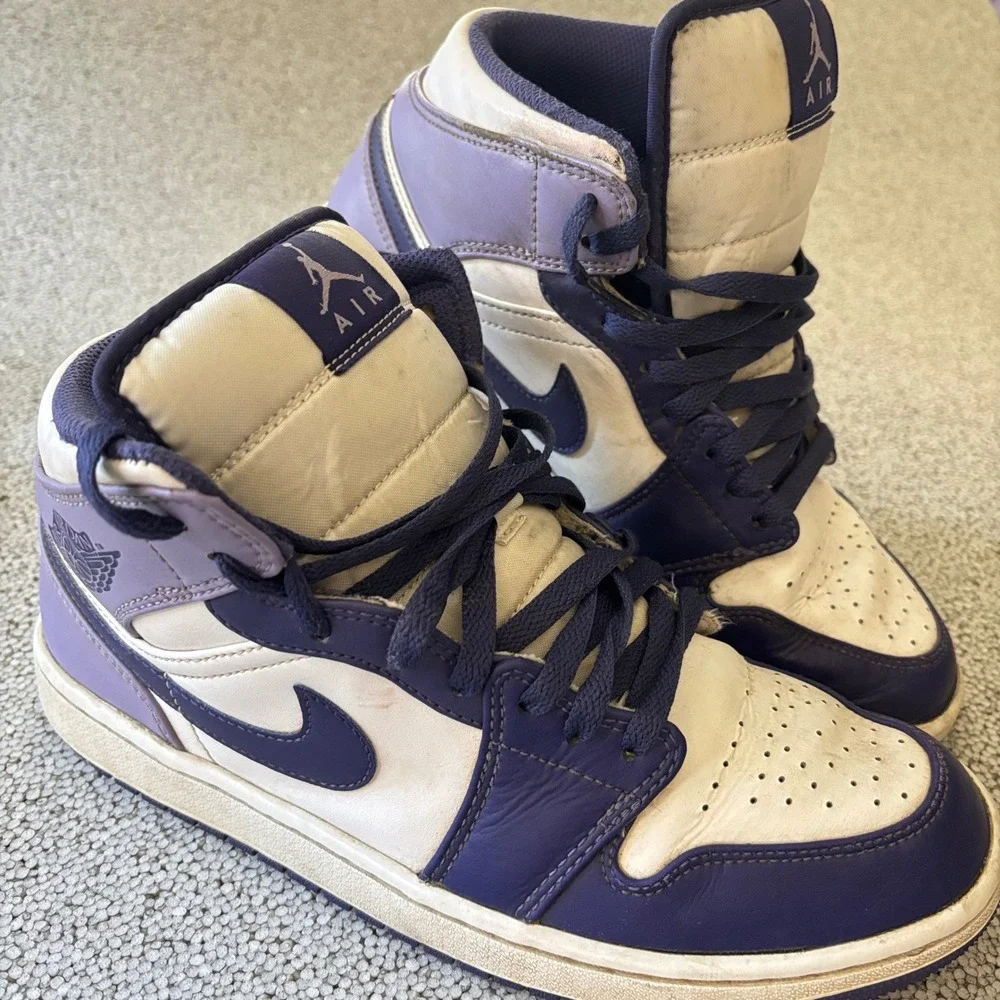 Nike Jordan 1 Mid Men 9 Purple White DQ8426-515 Streetwear